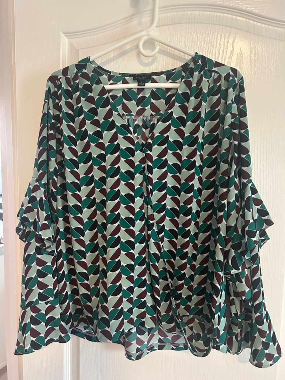 Ann Taylor Factory Teal, Brown & White Leaf-Print Blouse Large